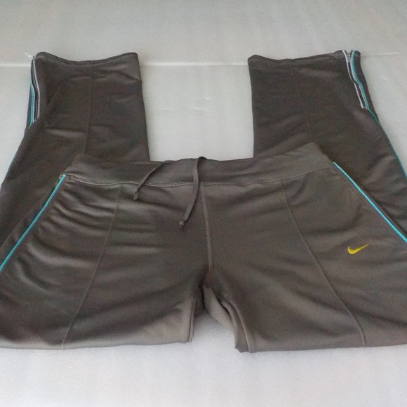 Nike Fit Dry Grey Jogger/Exercise Stretch Pants - Picture 1 of 6